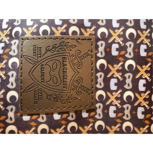 FairyLoot Black Cliff Academy Women’s Ember In The Ashes Travel Case NWT - Picture 3 of 8